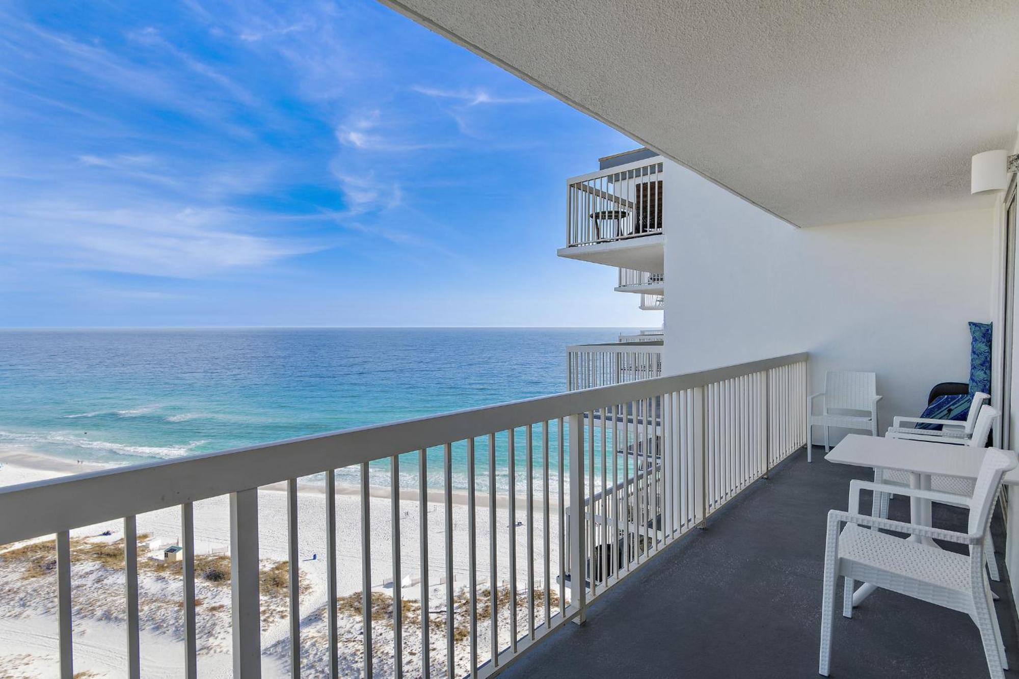 Pelican Beach Resort Condos Destin Room photo