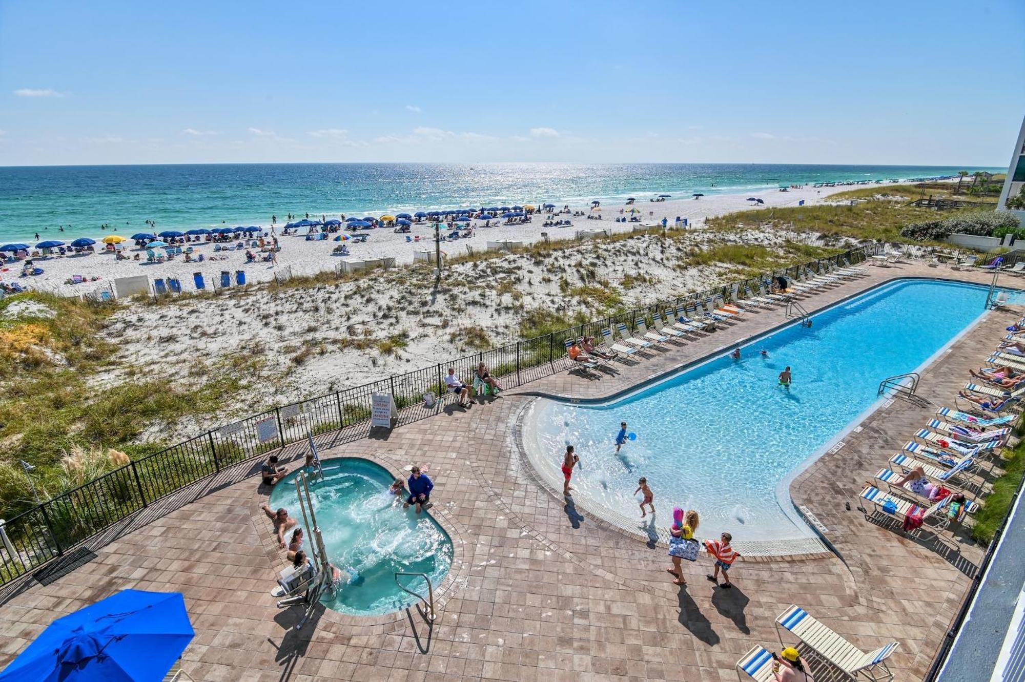 Pelican Beach Resort Condos Destin Exterior photo