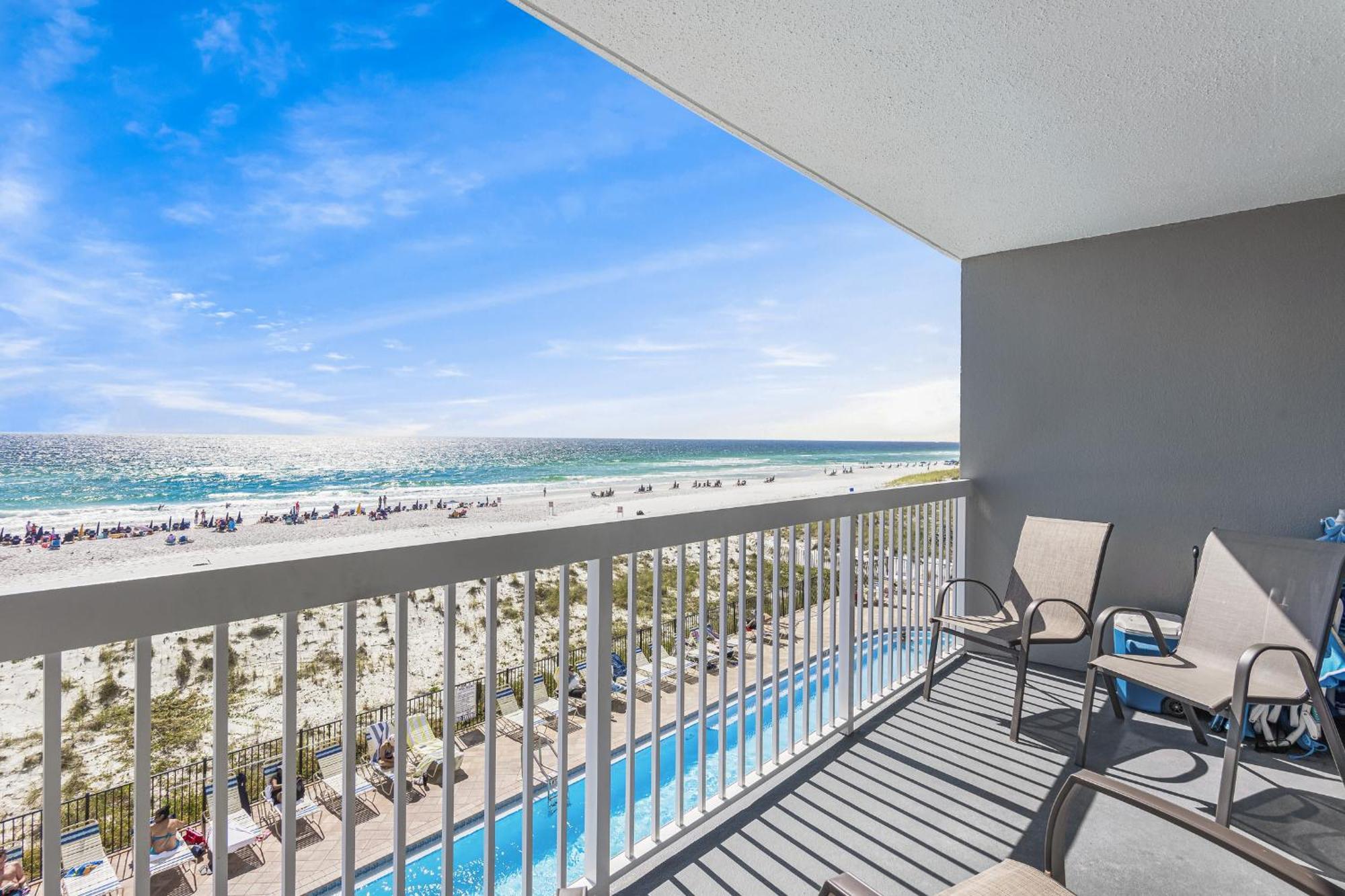 Pelican Beach Resort Condos Destin Room photo